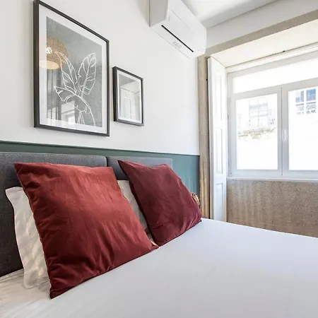 Mouzinho Darling W/ Ac In Center By Lovelystay