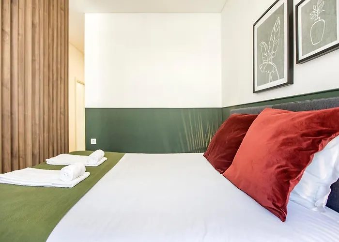 Apartamento Mouzinho Darling W/ Ac In Center By Lovelystay *