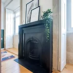 Mouzinho Darling W/ Ac In Center By Lovelystay Apartmán