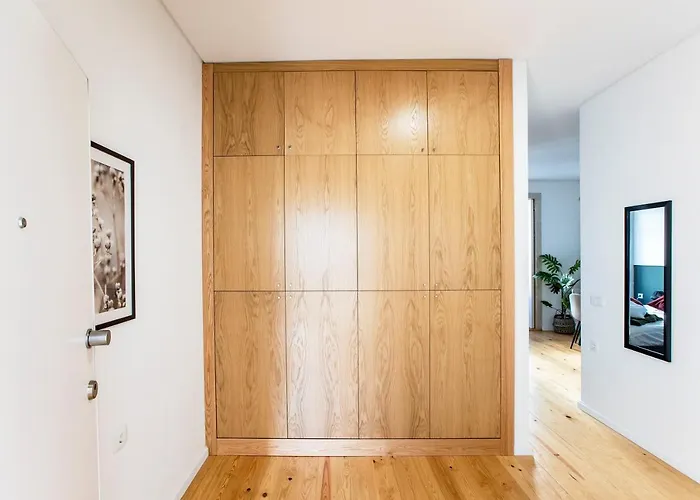 Mouzinho Darling W/ Ac In Center By Lovelystay *